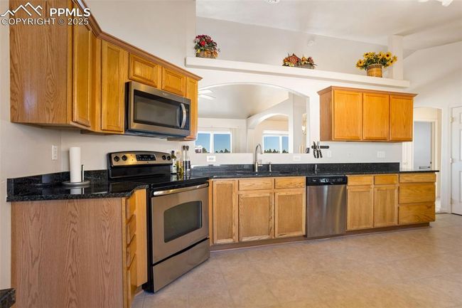 17950 Cumbres Rd, House other with 5 bedrooms, 3 bathrooms and 2 parking in Peyton CO | Image 5