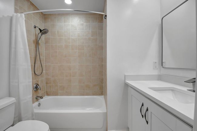 APT-206 - 3207 Clint Moore Rd, Condo with 3 bedrooms, 2 bathrooms and null parking in Boca Raton FL | Image 26