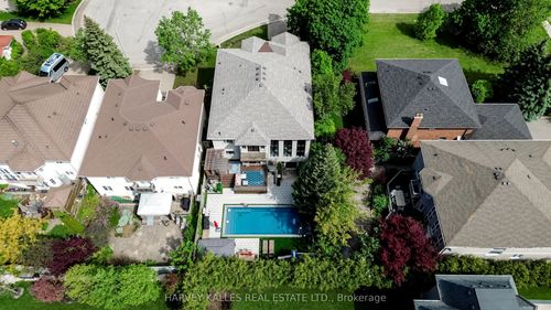 5 Trilogy Crt, Richmond Hill, ON, L4C0M4 | Card Image