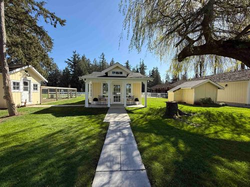 177xx 8 Ave, Surrey, BC, V3Z9R9 | Card Image