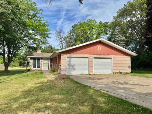 N3971 Brittany Ln, Brodhead, WI, 53520-9609 | Card Image