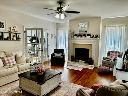 250 Route 68, Jobstown, NJ, 08041-2204 | Card Image