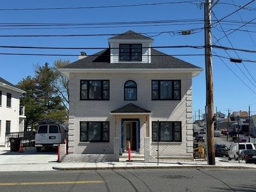2-243 Malden St, Revere, MA, 02151 | Card Image