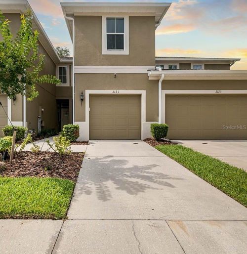 2121 Broadway View Ave, BRANDON, FL, 33510-2665 | Card Image