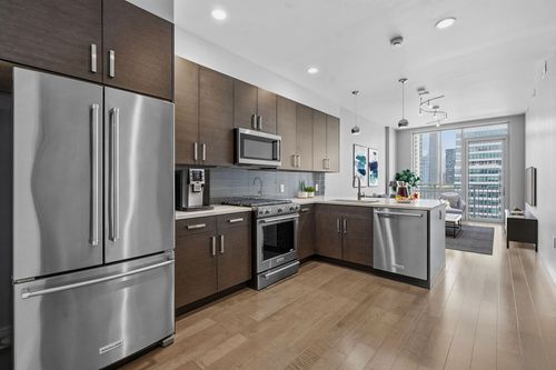 2207-222 West Ave, Austin, TX, 78701-0028 | Card Image