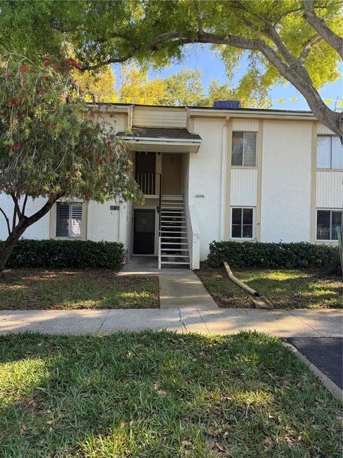 109 Pine Ct, OLDSMAR, FL, 34677-6111 | Card Image