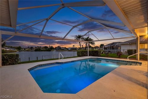 432 Ne 18th Ave, Cape Coral, FL, 33909-2720 | Card Image
