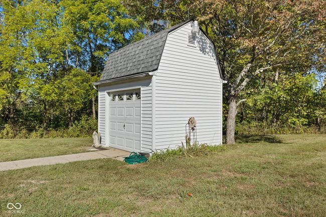 1832 S Walnut Grove Rd, House other with 2 bedrooms, 1 bathrooms and null parking in Bloomfield IN | Image 41