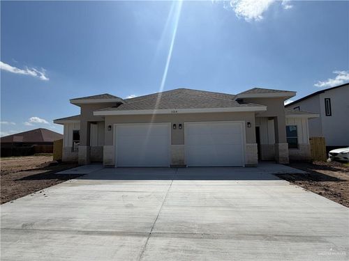 1014 Escondido Ln E, Harlingen, TX, 78550-0049 | Card Image