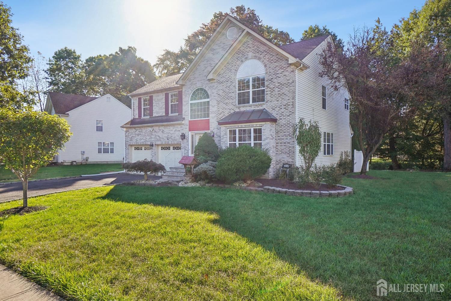 2 N Stratton Road, For Sale in Old Bridge Zoocasa