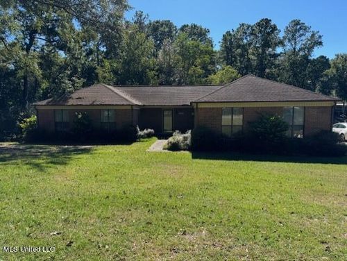 1917 Shady Point Cir, Gautier, MS, 39553-2213 | Card Image
