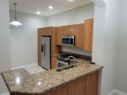 apt-417-3020 Nw 125th Ave, Sunrise, FL, 33323-6319 | Card Image