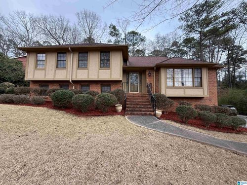 1748 Napier Dr, HOOVER, AL, 35226-2623 | Card Image