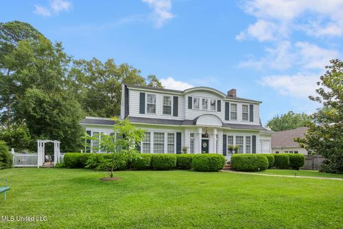 1616 Poplar Blvd, Jackson, MS, 39202-2117 | Card Image
