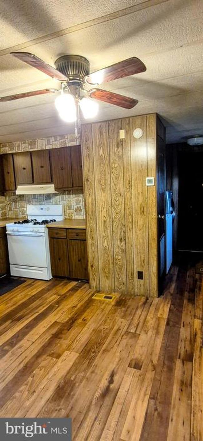 51 Aspen Ln, House other with 2 bedrooms, 2 bathrooms and null parking in CARLISLE PA | Image 14