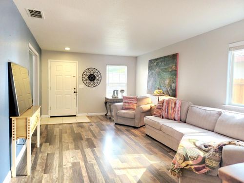 4274 Stromford Way, Mather, CA, 95655-3002 | Card Image