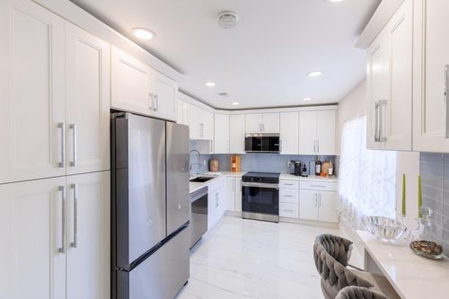 5241 Jog Ln, Delray Beach, FL, 33484-6652 | Card Image