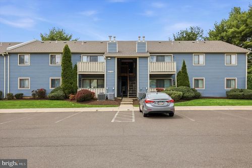 1003 Thornton Ct, NORTH WALES, PA, 19454-1047 | Card Image