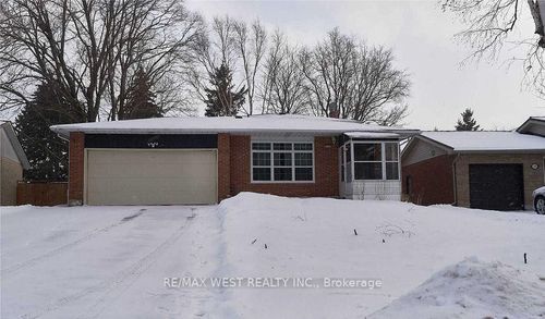 323 Centre St, Shelburne, ON, L9V2Y6 | Card Image