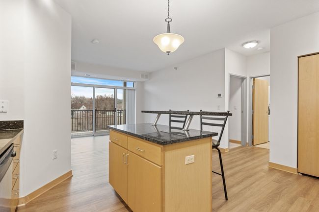APT-304 - 2600 University Ave Se, Condo with 2 bedrooms, 2 bathrooms and null parking in MINNEAPOLIS MN | Image 8