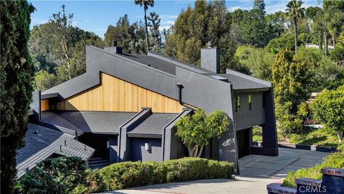 9752 Rangeview Dr, Santa Ana, CA, 92705-1523 | Card Image