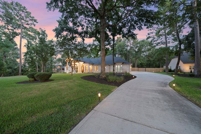 28611 Benders Crossing Dr, House other with 3 bedrooms, 4 bathrooms and 3 parking in Spring TX | Image 4