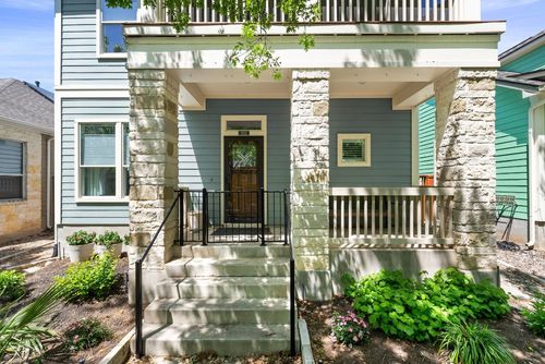 1932 Littlefield St, Austin, TX, 78723-5377 | Card Image