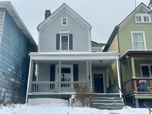 910 9th Ave, Beaver Falls, PA, 15010 | Card Image