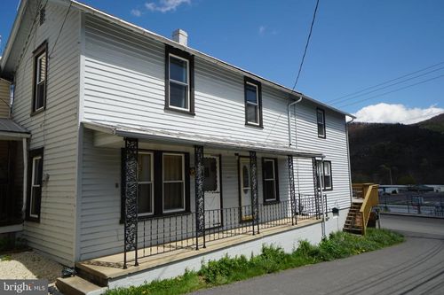 18 Spruce St, Franklin, WV, 26807-6599 | Card Image