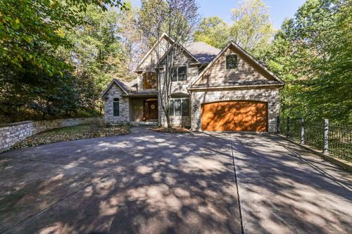 256 Pinehurst Dr, Granville, OH, 43023-9795 | Card Image