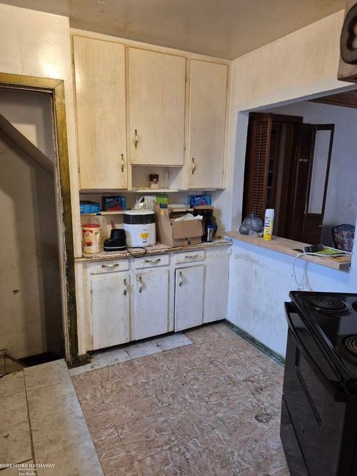 17667 Patton Street, Detroit, MI, 48219 | Card Image