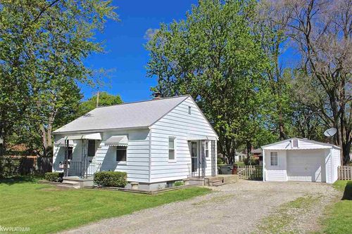 7547 Sylvan St, Shelby Township, MI, 48317-4369 | Card Image