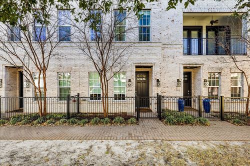 702-7333 Valley View Ln, Dallas, TX, 75240-5554 | Card Image