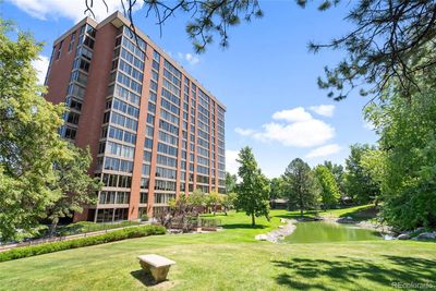 500 - 1900 E Girard Place, Condo with 2 bedrooms, 2 bathrooms and 2 parking in Englewood CO | Image 2