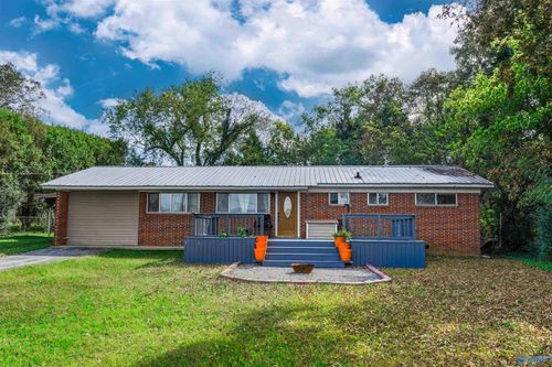 225 County Road 94, Bridgeport, AL, 35740-7127 | Card Image