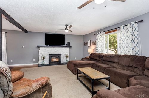 2302 Mertz Rd, Caro, MI, 48723-9592 | Card Image