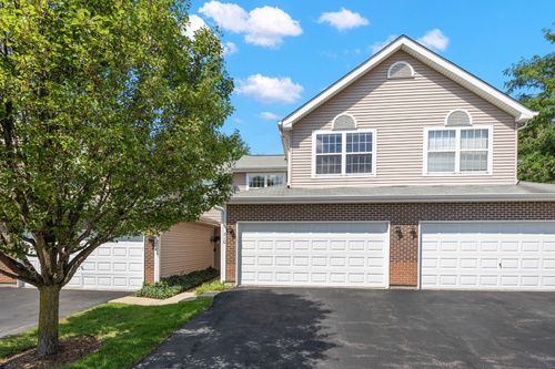 210 Grandview Ct, Algonquin, IL, 60102-1992 | Card Image