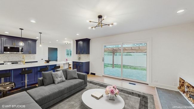 384 E Aberdeen Ct, House other with 3 bedrooms, 3 bathrooms and 2 parking in Elmhurst IL | Image 8