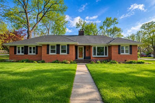 5536 Howard Ave, La Grange Highlands, IL, 60525-3371 | Card Image