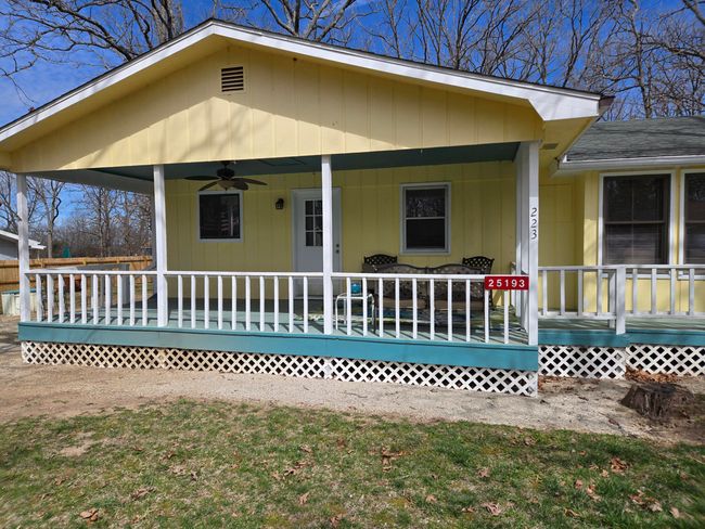 Covered Porch | Image 6