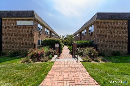 a10-637 Cove Rd, Stamford, CT, 06902-5401 | Card Image