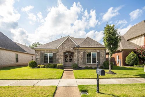 1664 Poppy Hills Dr, Collierville, TN, 38017-2248 | Card Image