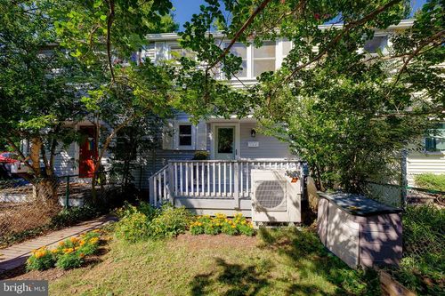16 Ridge Rd, GREENBELT, MD, 20770-2946 | Card Image