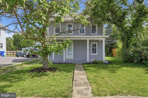 247 W Main St, FAYETTEVILLE, PA, 17222-1430 | Card Image
