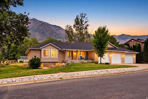 240 4050, Pleasant View, UT, 84414-1182 | Card Image