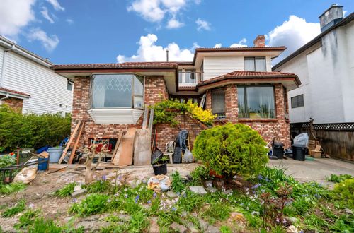 4338 Ontario Street, Vancouver, BC, V5V3G9 | Card Image