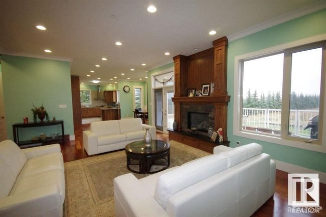 26116A 16 Highway, House other with 5 bedrooms, 5 bathrooms and 8 parking in Spruce Grove AB | Image 9