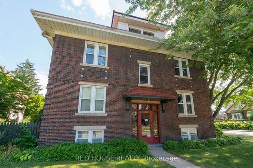 55 Balsam Ave S, Hamilton, ON, L8M3A9 | Card Image