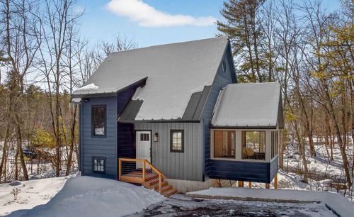 86 Governor Wentworth Hwy, Wolfeboro, NH, 03894-4636 | Card Image