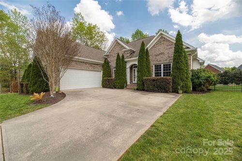 233 Highland Forest Dr, Clover, SC, 29710-6311 | Card Image